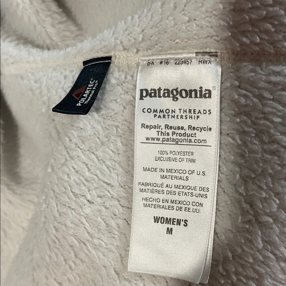 Patagonia Women's Cream Fleece Vest, size medium - Picture 10 of 12